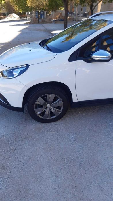 Peugeout 2008 Impecável