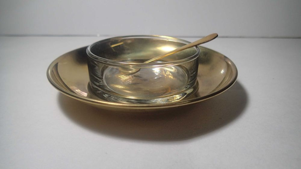 Especieiro em vidro e latão