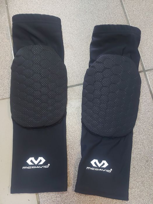 Наколінники волейбольні для дітей та дорослих McDAVID пара