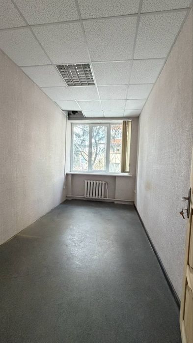 Продаж приміщення вільного призначення