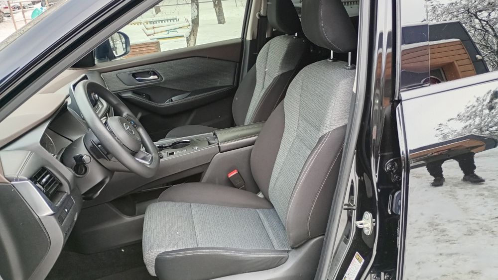 Nissan Rogue SV 2021