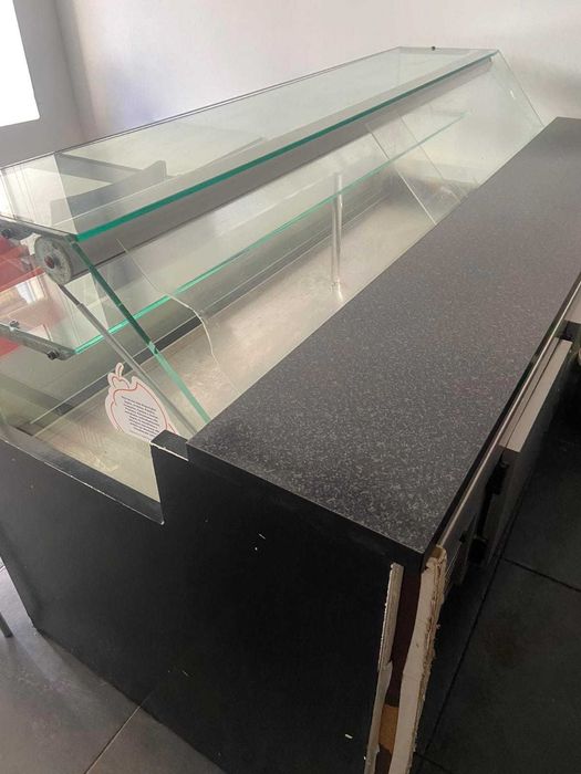 Balcões de frio para estabelecimento comercial