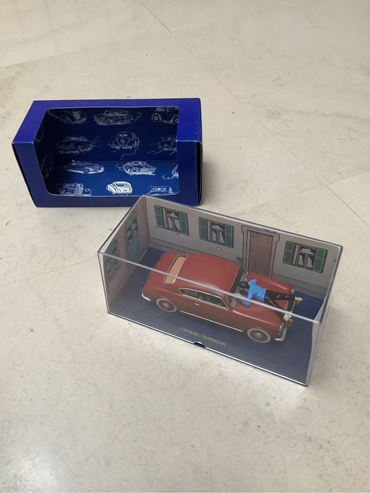 Carro do Tintin em muito bom estado