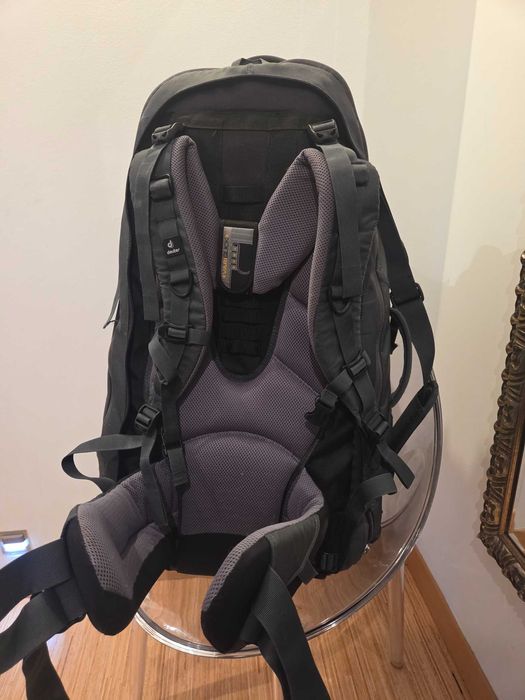 Pancerny i Niezawodny Plecak Wyprawowy Deuter Traveller 70+10