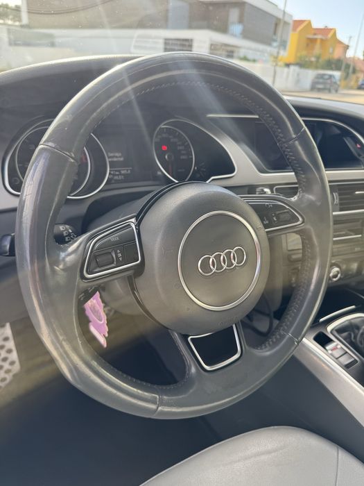 Audi A5 2.0 TDI 177cv – 2013 | Excelente Estado | Carro de Garagem