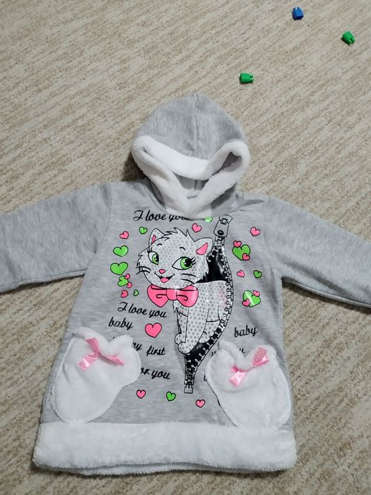 Светр для дівчинки