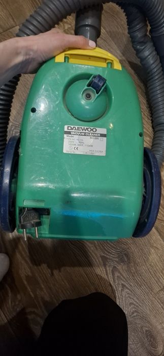 Пилисос Daewoo на запчасти