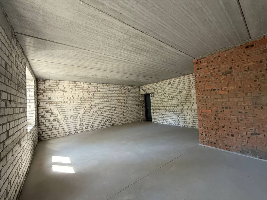 Apartment in Dnipro, Amur-Nyzhnodniprovskyy rayon - View 2