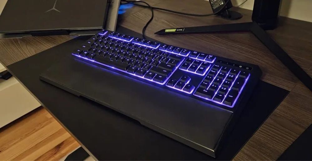 PACK - Lenovo Legion 5 Pro Gaming + Rato s/fios + Keybord Gaming + Cooling Pad