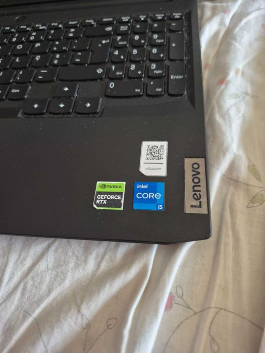 Computador Lenovo IdeaPad Gaming 3 15IHU6