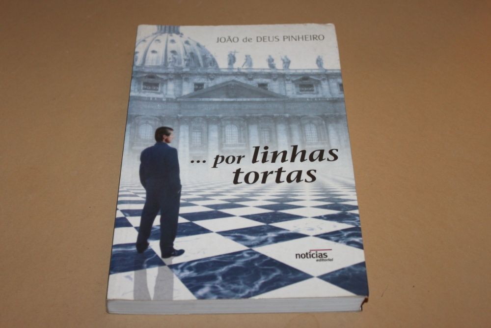 Por linhas tortas de João de Deus Pinheiro