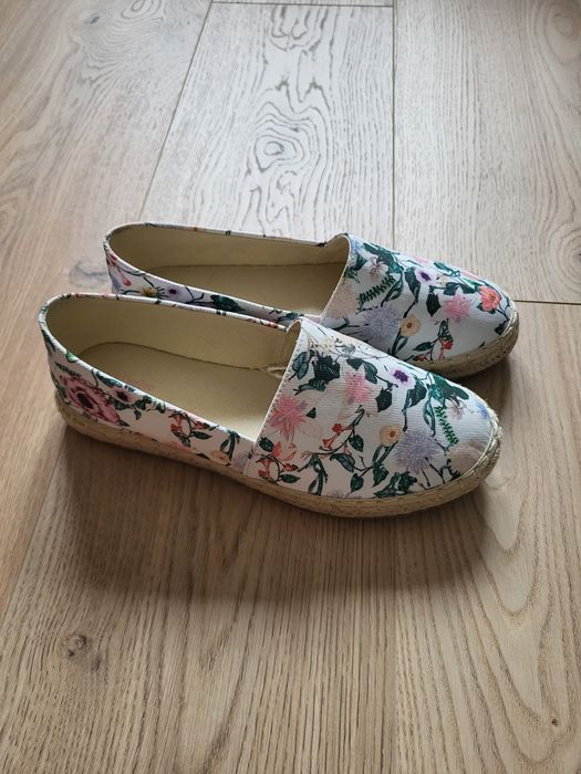 Espadryle w kwiatki