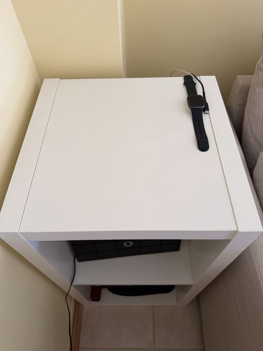 Estante branca 77x41cm