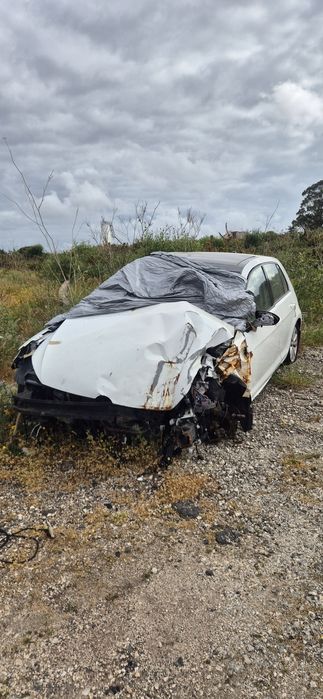 Golf 7 2.0 tdi com documentos em dia