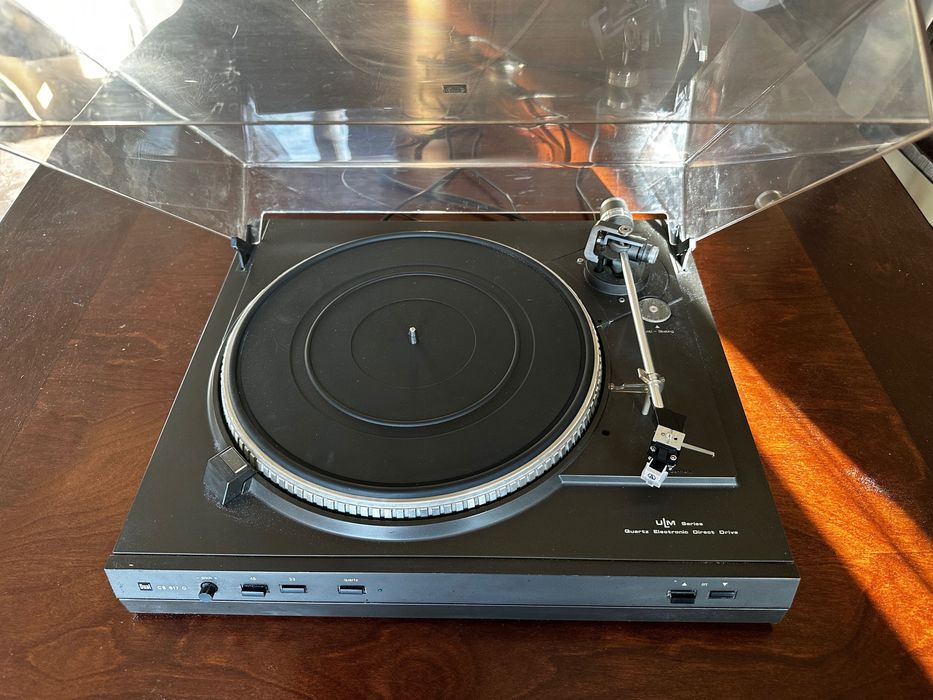 Gramofon DUAL 617 Q - zmodernizowane ramię