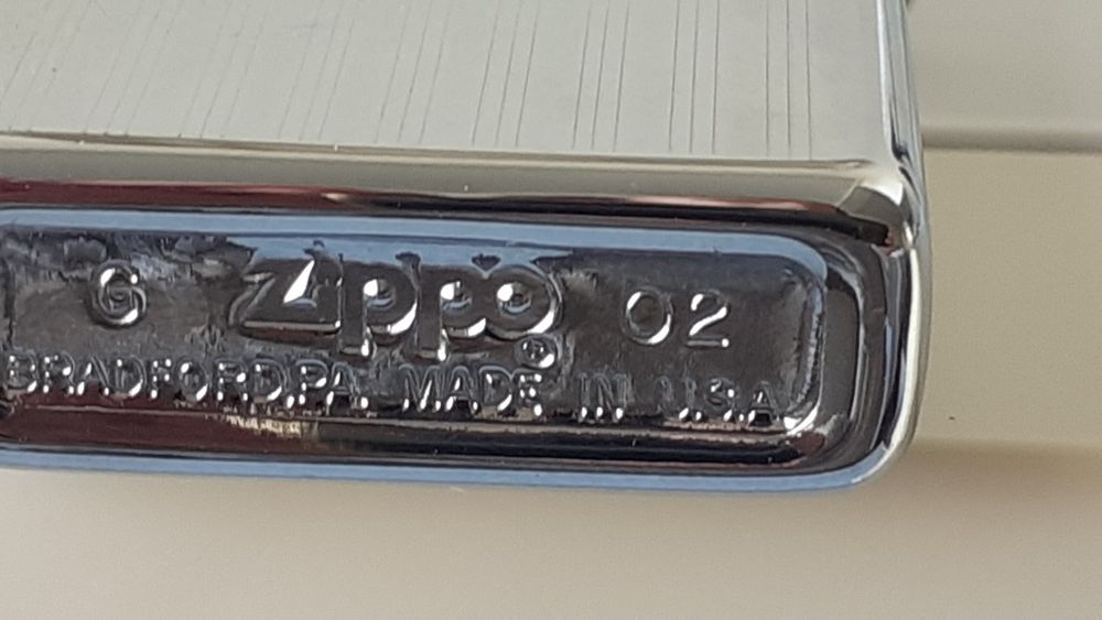 Isqueiro NOVO Zippo Slim alto brilho