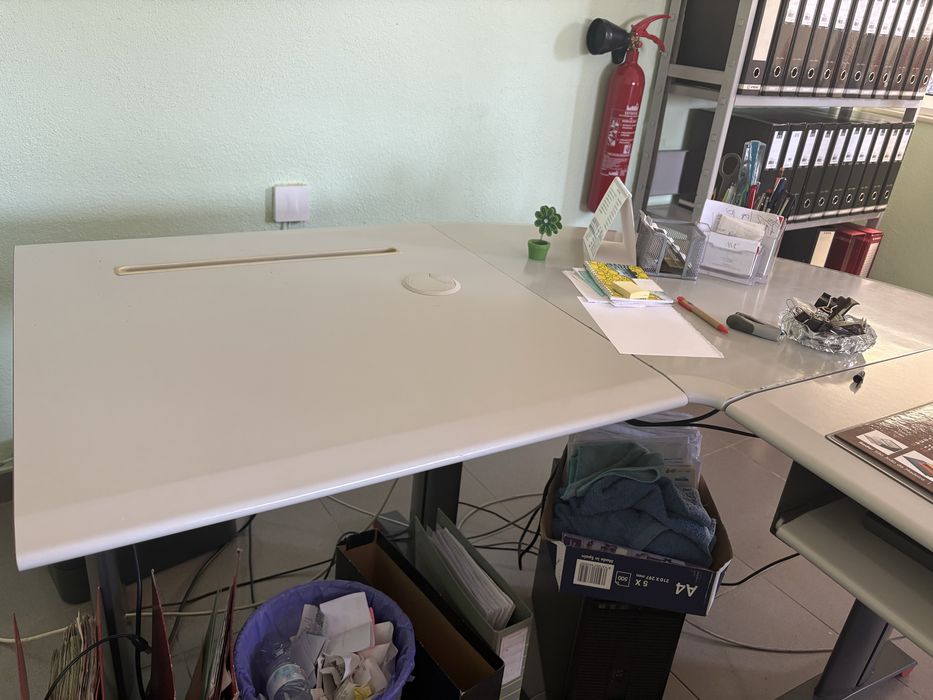 Venda de secretaria grande