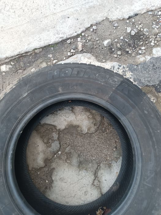 Продам колеса hankook 215/70/16c