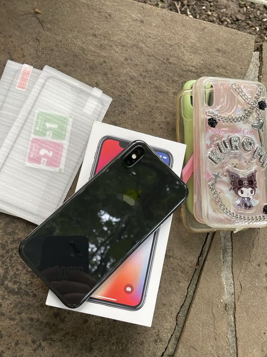 Продам Айфон Х 256 ГБ Б/У
