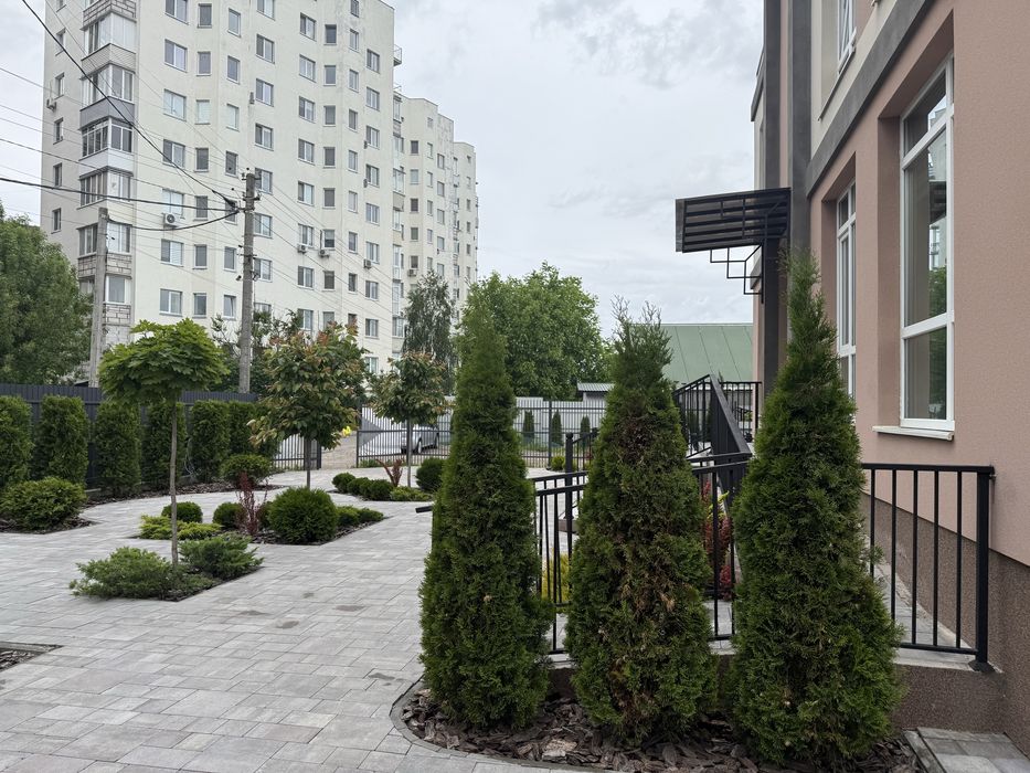 Оренда 39 та 28 кв.м, з ремонтом, центр