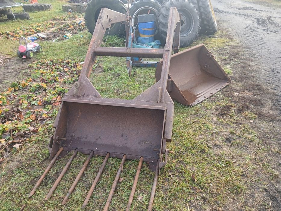 Ładowacz czołowy tur ford 4000