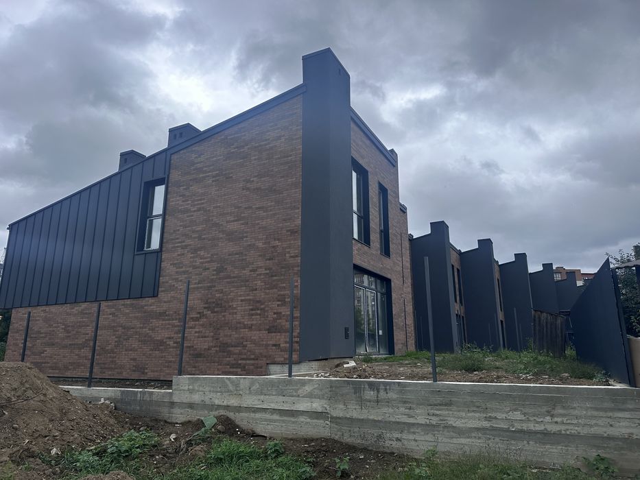 Утеплення, реставрація фасадів, послуги альпіністів, ремонтні роботи