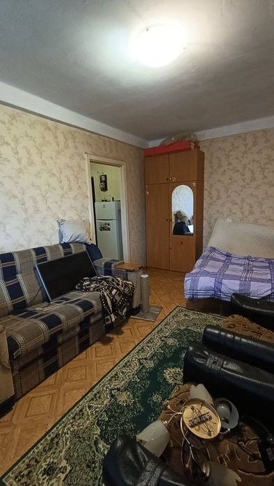 Продам однокімнатну квартиру на Черемхах