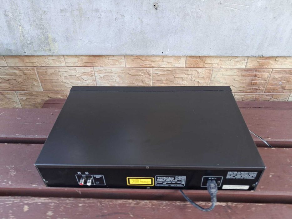 Odtwarzacz CD Technics SL-PG440A