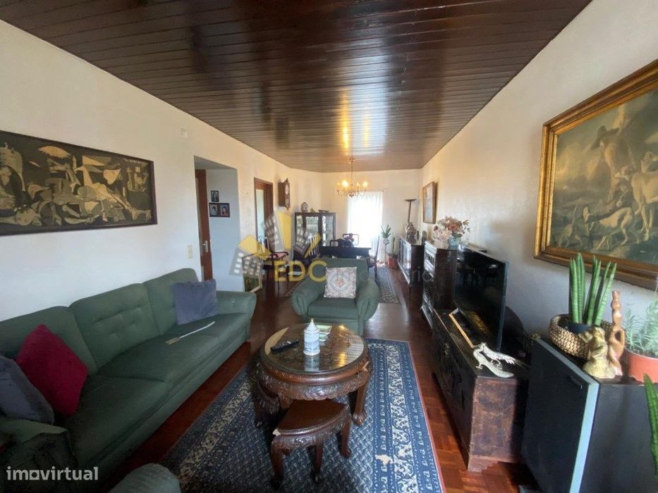 Apartamento T3 com suíte no Monte do Estoril | Excelente potencial ...