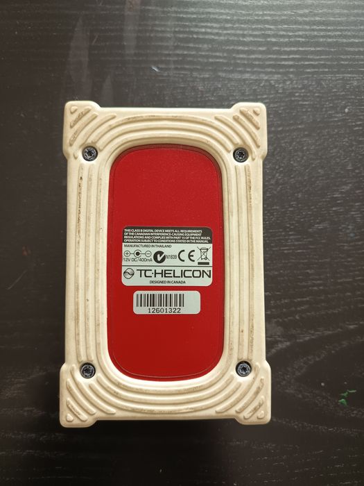 Pedal efeitos de voz  TC-HELICON