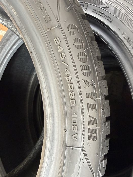 Резина Зима Goodyear 275/40R20-245/45R20