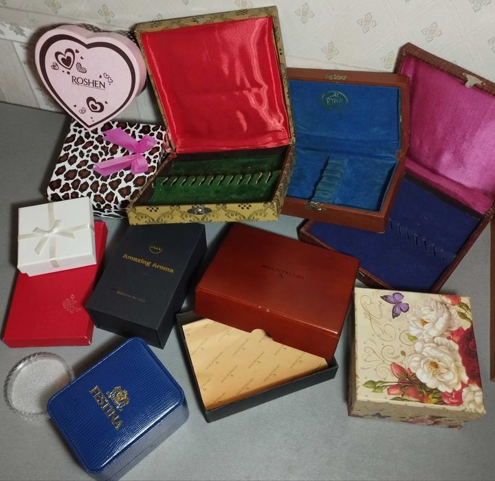 Красивые коробки для канцелярии или инструментов