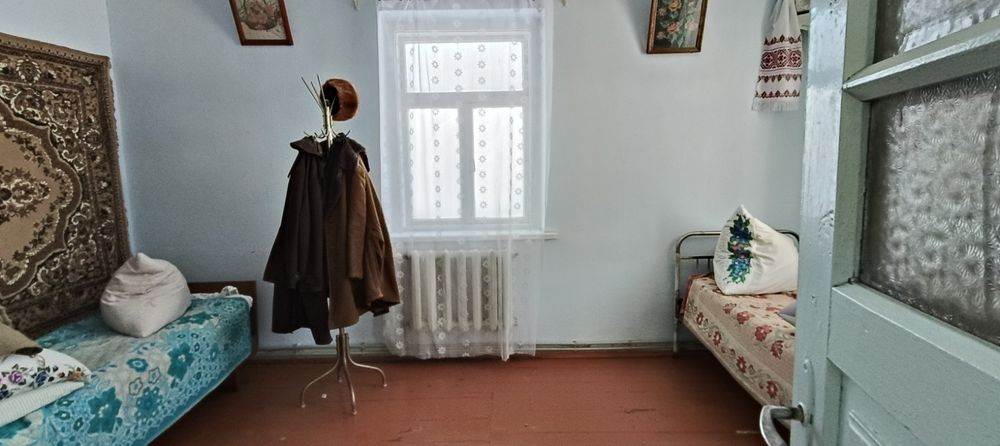 Продам житловий будинок в селі Пекалів