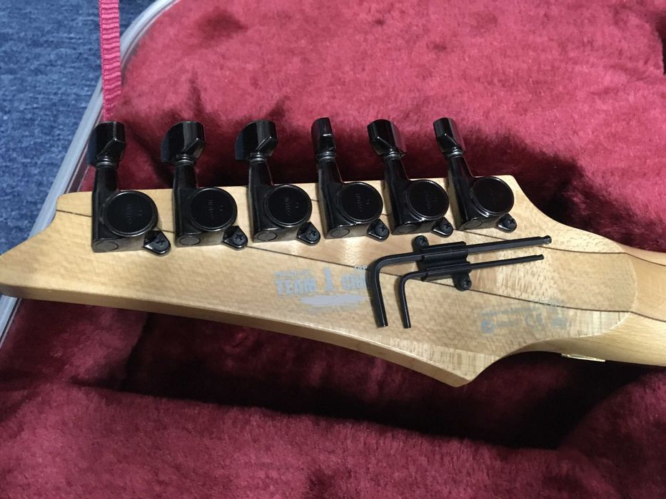 Guitar Ibanez S5470Prestage、ケース付き 2008 Ibanez J. Craft Prestige S5470 TKS w/ ZR Locking Trem