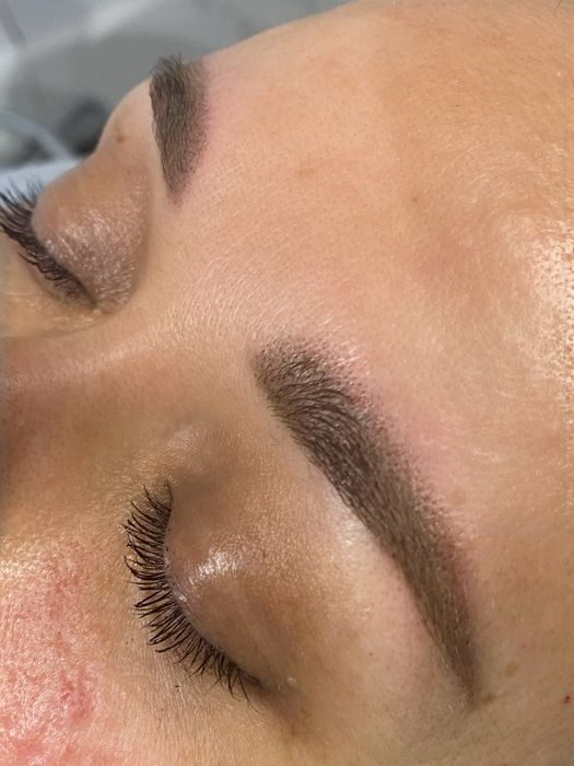 Татуаж перманент пудрові брови стрілка з розтушовкою