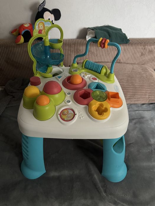 Розвиваючий столик smoby