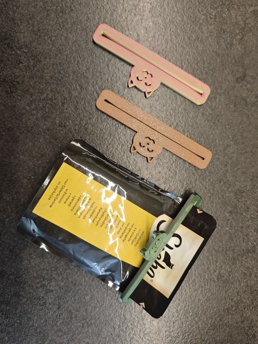 Wyciskarka do kociej karmy