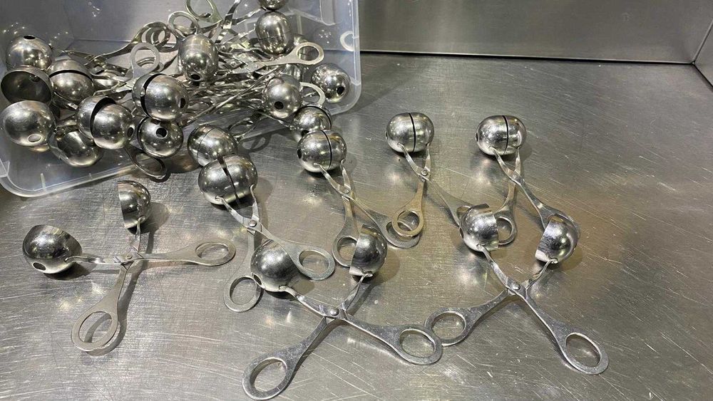 Modelador de almôndegas / ou pinça para almôndegas em inox