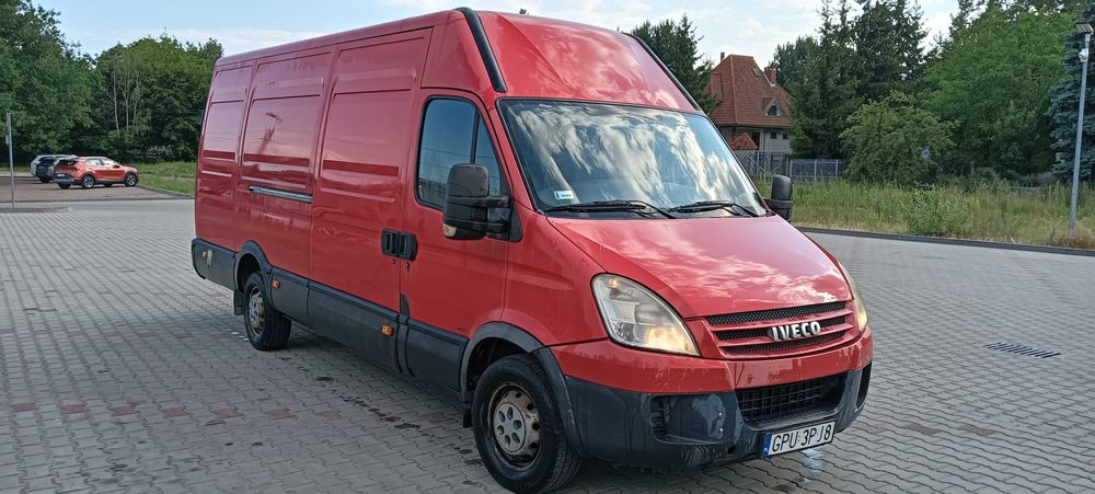 Taxi bagażowe, szybkie przeprowadzki.