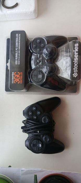 Продам два джойстика