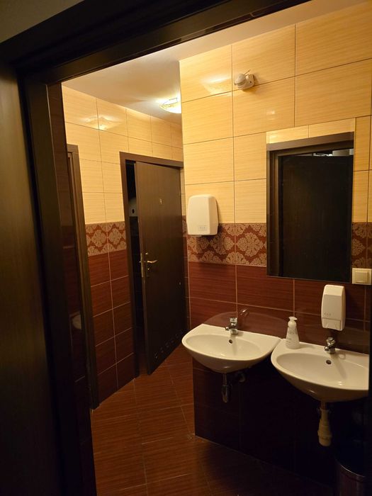 Wynajmę budynek  parterowy bliźniaczy 110m2 działka 220m2 ogrodzony.