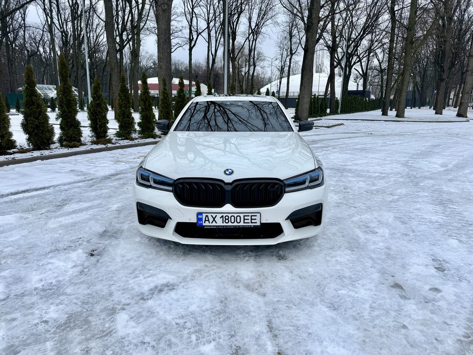 BMW 530E 2019 року