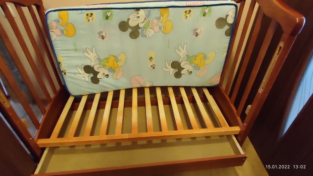 Кровать маятник детская