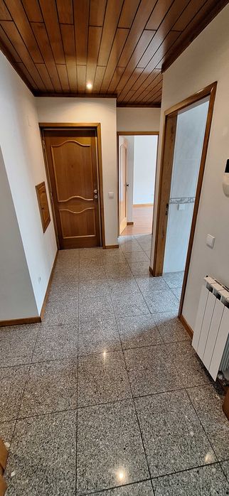 Apartamento T1+1 em Alfena