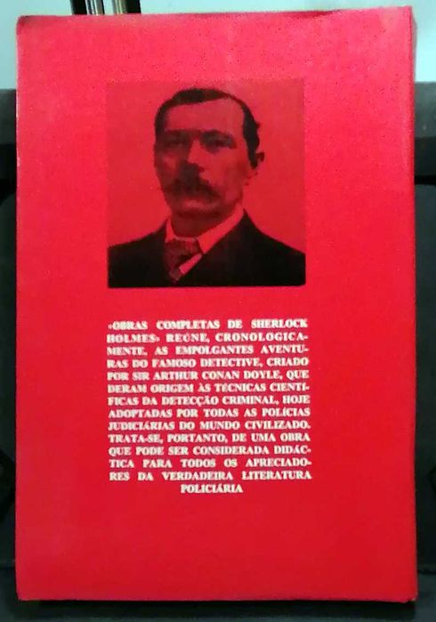 Um Estudo em Vermelho / Os Sete Mistérios