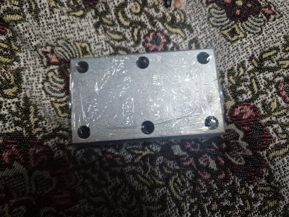 Подвійний обратний клапан HBS А05035105