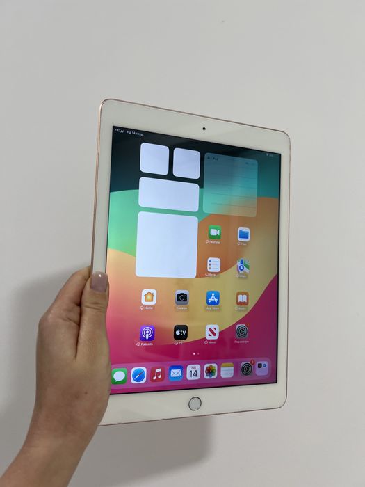 iPad 6, 32 GB, Wi-Fi. Айпад 6 на 32 гб