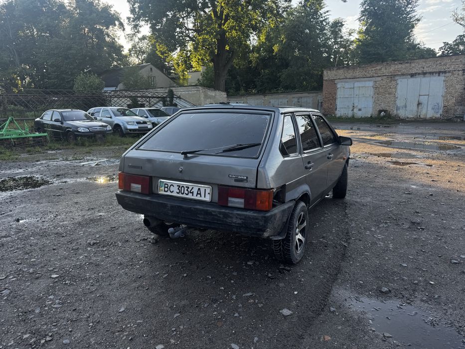 Ваз 2109 заводиться і їде
