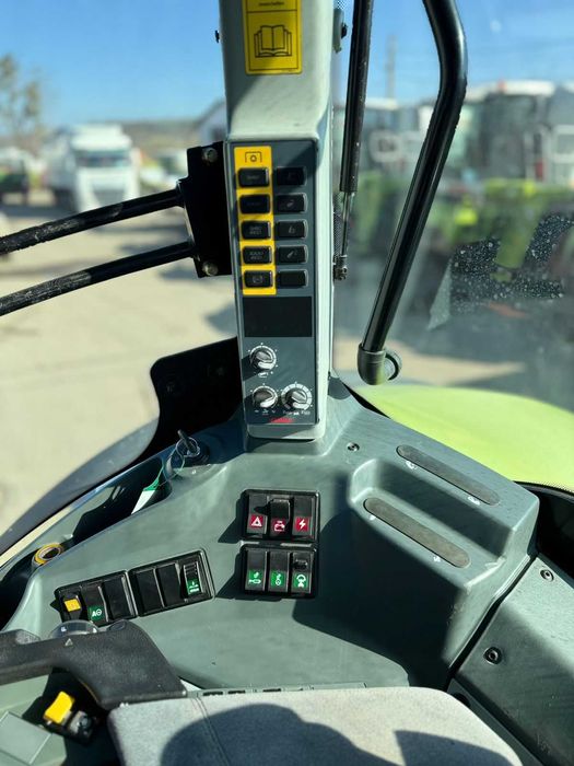 Claas Axion 920 2013року