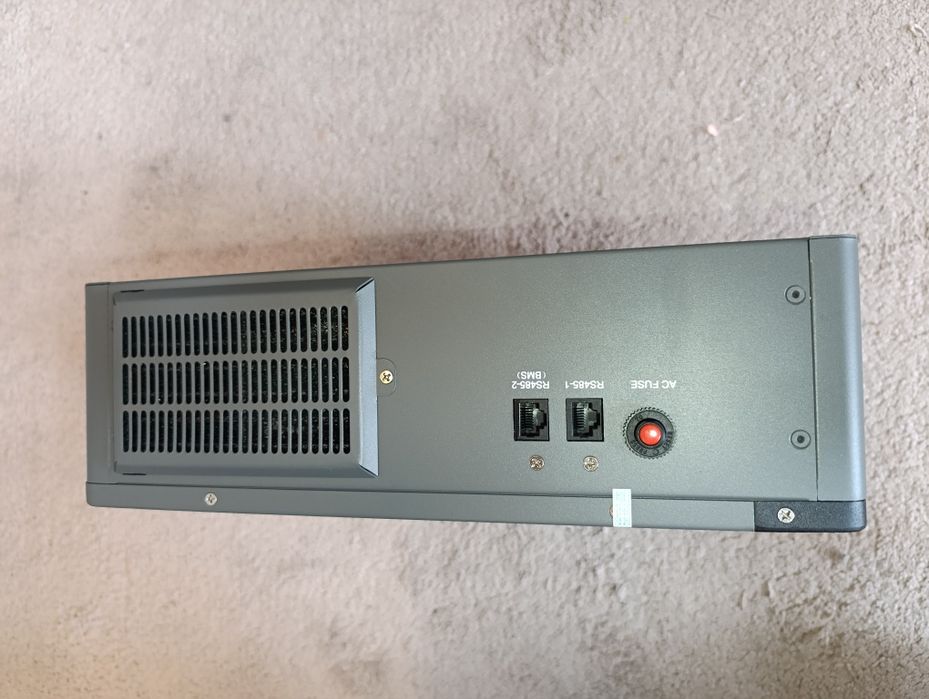 DATOUBOSS DT-2433M 3.3кВт Гібридний сонячний інвертор